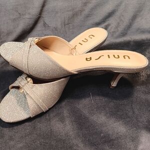 Unisa Sparkling Silver Heeled Pumps Size 7. Extra Nice